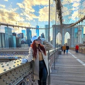 Meet your Posher, Angela